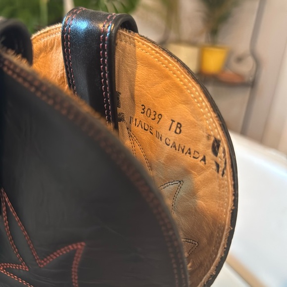 Alberta Boot Company boots - size 9.5B - Picture 8 of 13